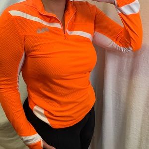 FILA athletic Pullover size medium